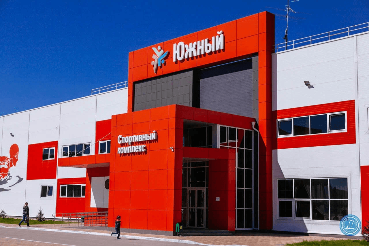 Физкультурно-оздоровительный комплекс с бассейном