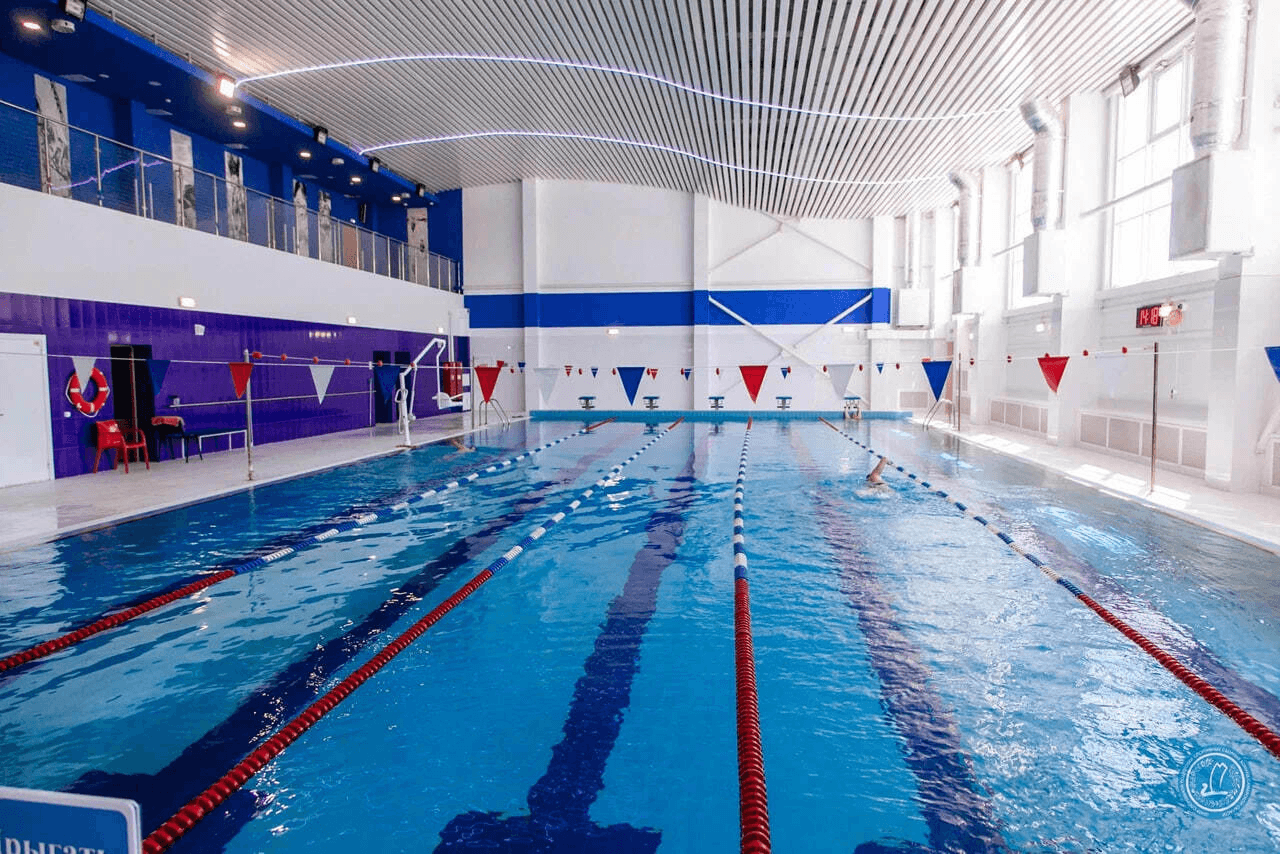 Физкультурно-оздоровительный центр с бассейном